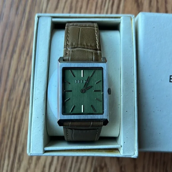 Breda Virgil (Croc Embossed) New in Box without Tags - Picture 3 of 6